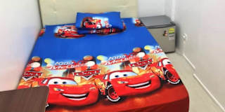 Roomy's room