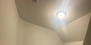 Tunde's room