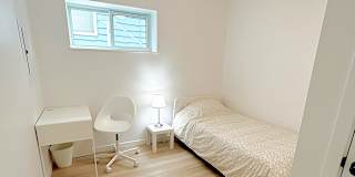 Shirin's room