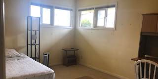 Shinta Muljani's room