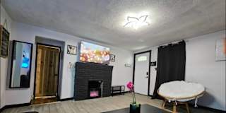 Nana's Village's room