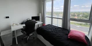 Khloe's room