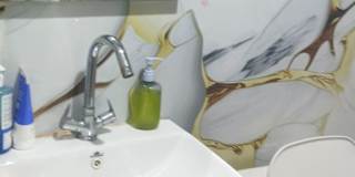 Nisha Gupta's room