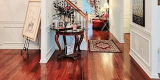 Alcove Rooms's room