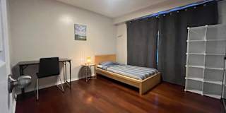 Vic's room