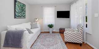 Alcove Rooms's room