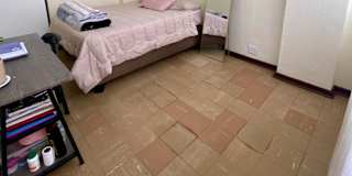 Anelda's room