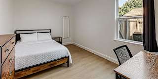 Magali A.'s room