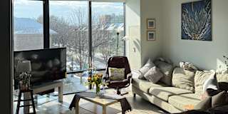Elmir's room
