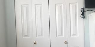 Cong's room
