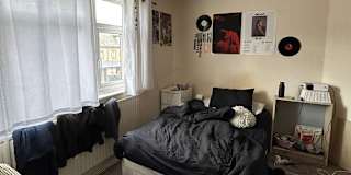 Anna's room
