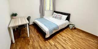 Jinni's room