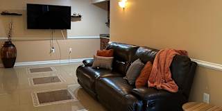 Shola's room