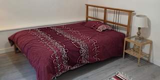 Azal's room