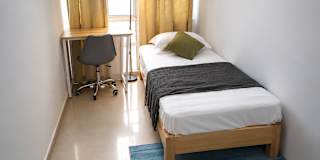 leong tie's room