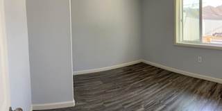 Ken's room