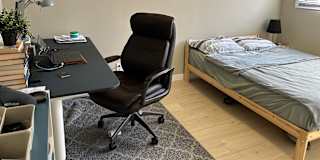 Stephen's room