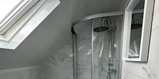 Bam Ayinde's room