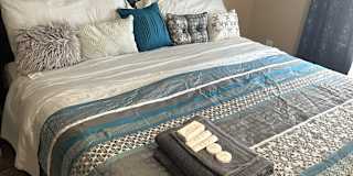 Amoya's room