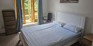 Stefano's room