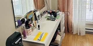 Nikki Tipon's room