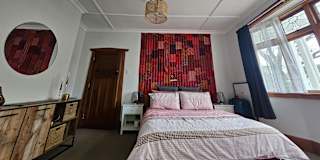 Fernlea Ave's room