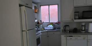 Andrew Michailidis's room