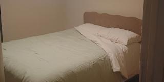 Steven Roberts's room