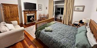 Elmer's room