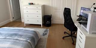 Jly's room