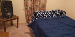 Alonza's room