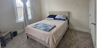 Holly parashar's room