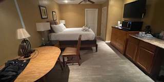Shak's room