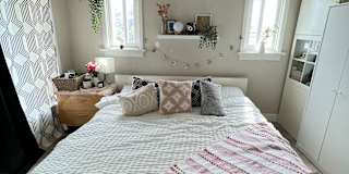 Giordaine's room
