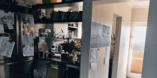 Leslie's room