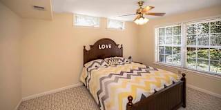 Wonderful's room