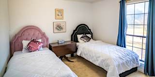 Gul's room