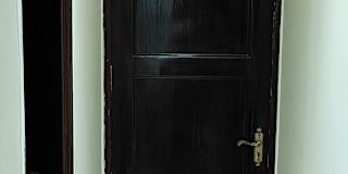 Sameer Grover's room