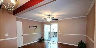 Alcove Rooms's room