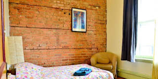 Jen's room