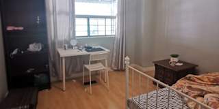Lolo's room