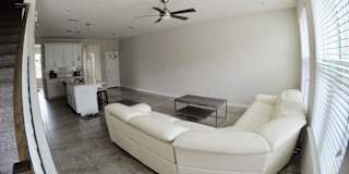 Francisco's room