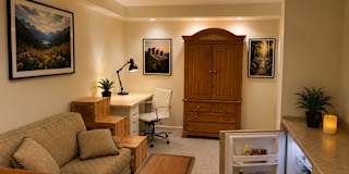 Ron JAehn's room