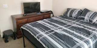 Roberto's room