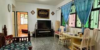 Nastro's room