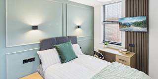 Andrew Marshall's room