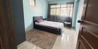 Shidah's room