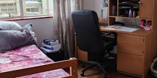 Fuzlin's room