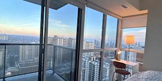 Gulden Bozbay's room