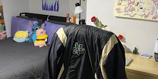 Zee's room